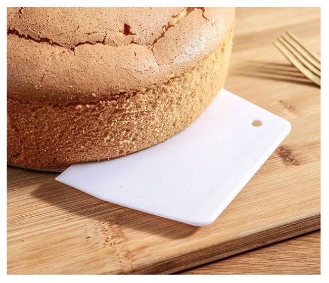 Extra Large Plastic Dough Scraper Knife Pastry Spatula & Cake Smoothing Tool - Image 4