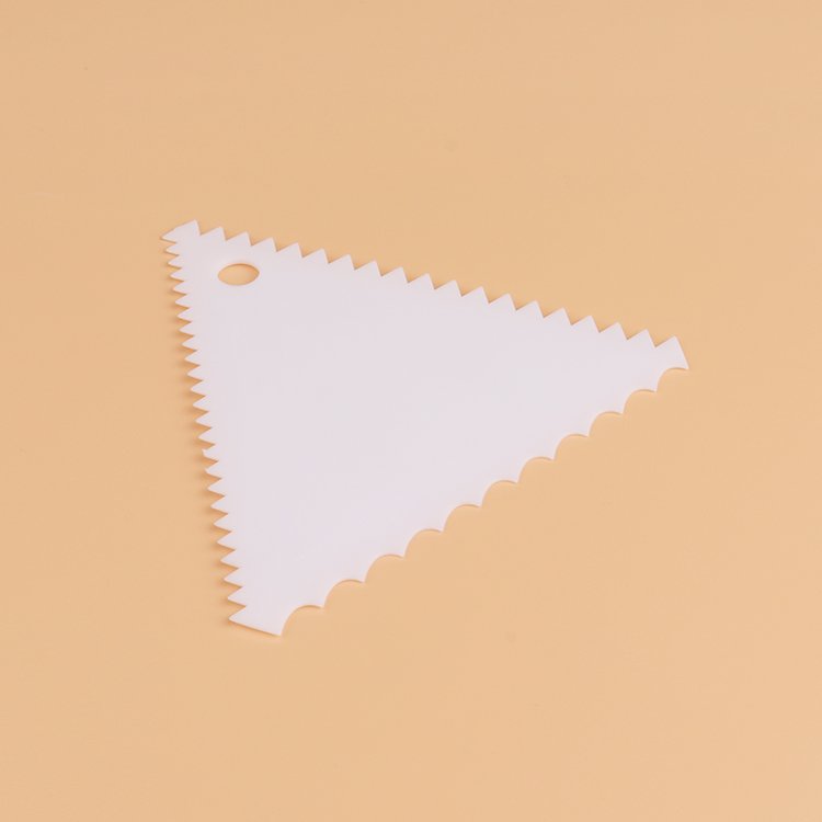 Cake Icing Spatula Plastic Sawtooth Edge Smoother for Cake Decorating - Image 7