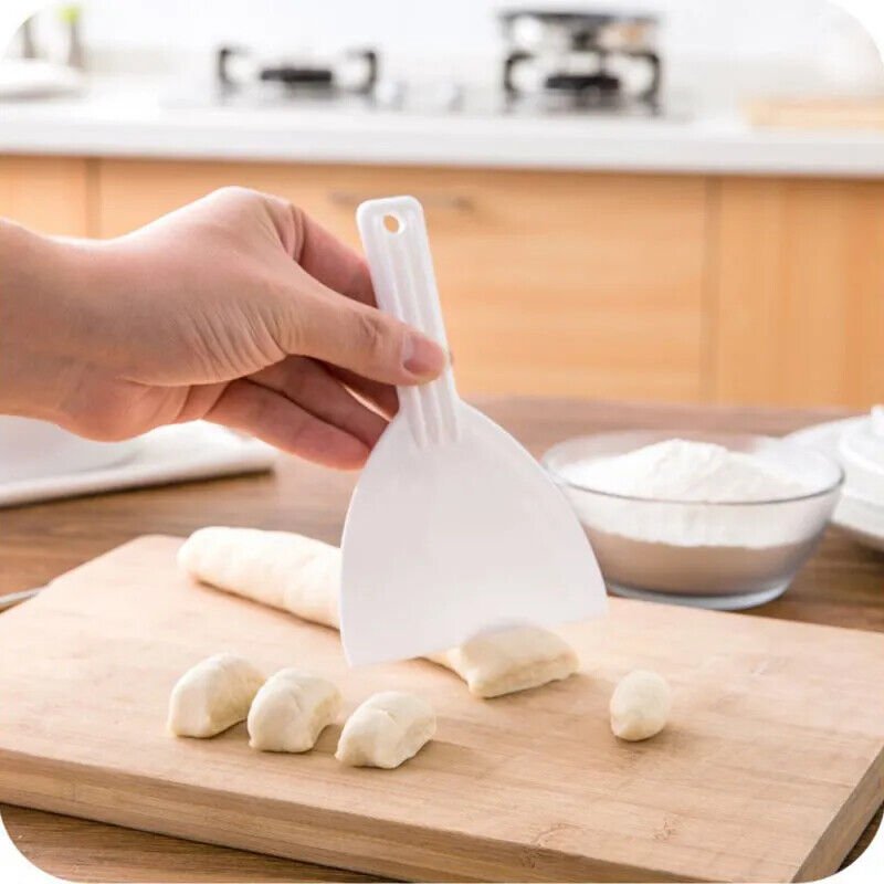 Plastic Dough Scraper Ergonomic Pastry Scraper for Baking & Food Prep - Image 3
